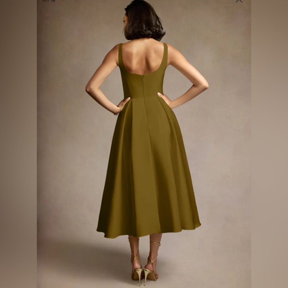NEW WITH TAGS! AZAZIE OLIVIA MOSS GREEN PLEATED MIDI DRESS - Picture 5 of 5
